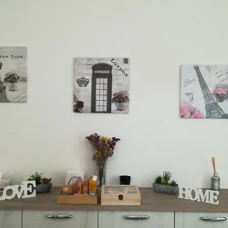 La Casa Di Ali Apartmán *